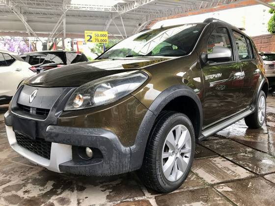 RENAULT SANDERO 1.6 STEPWAY 16V FLEX 4P MANUAL